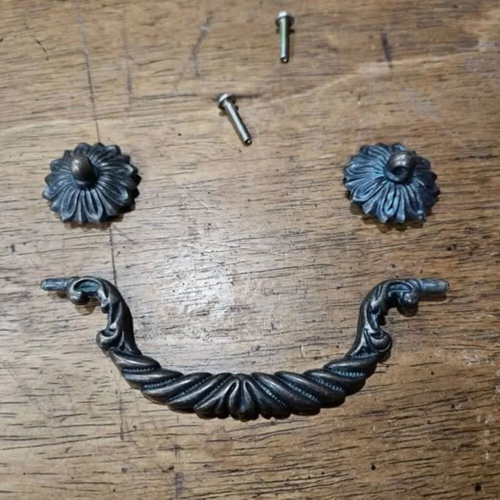 Unbranded antique style